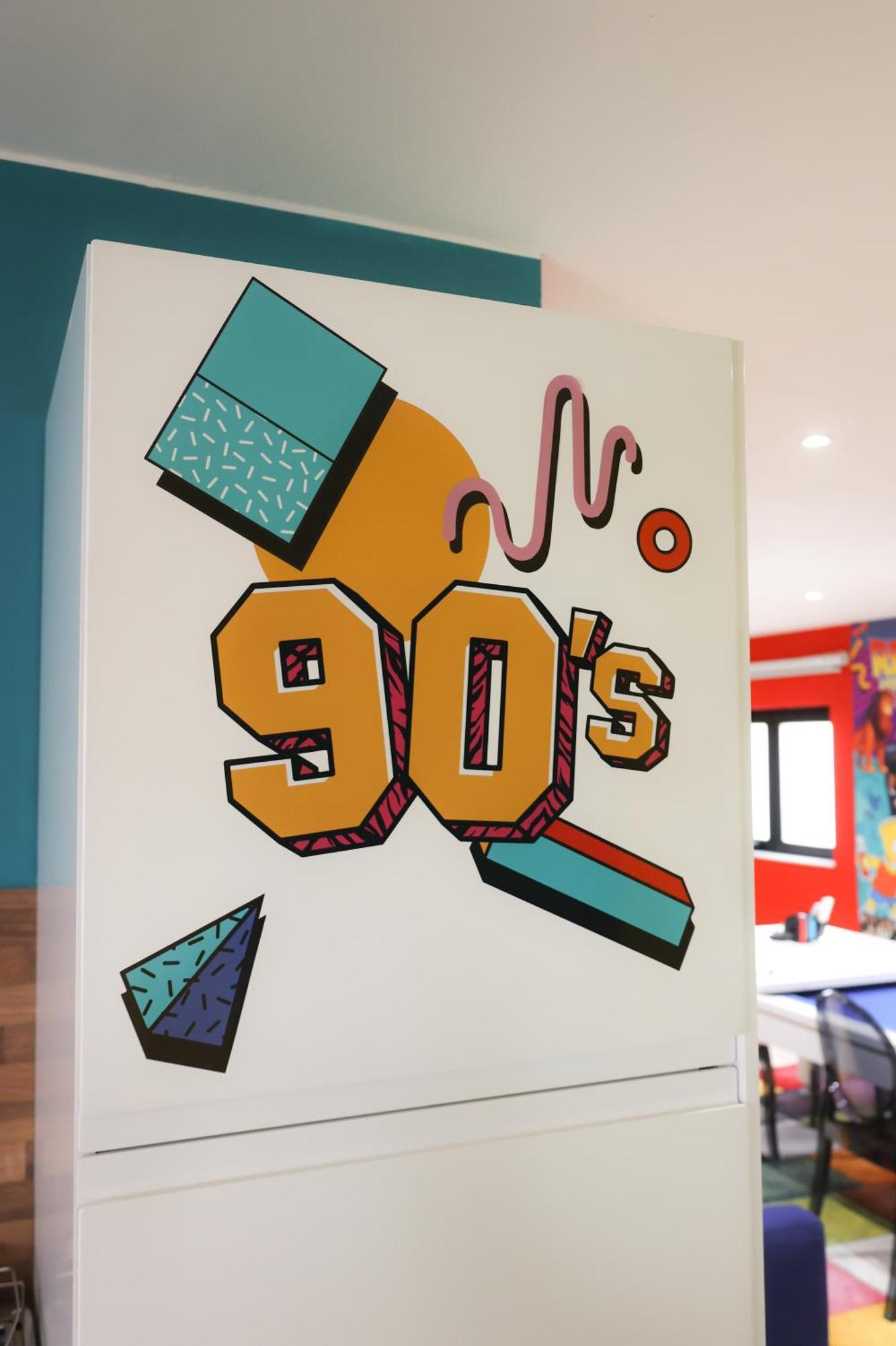 Capsule 90'S - Balneo - Sauna - Flipper - Billard - Netflix - Nintendo Switch & Jeux - Mons Dış mekan fotoğraf